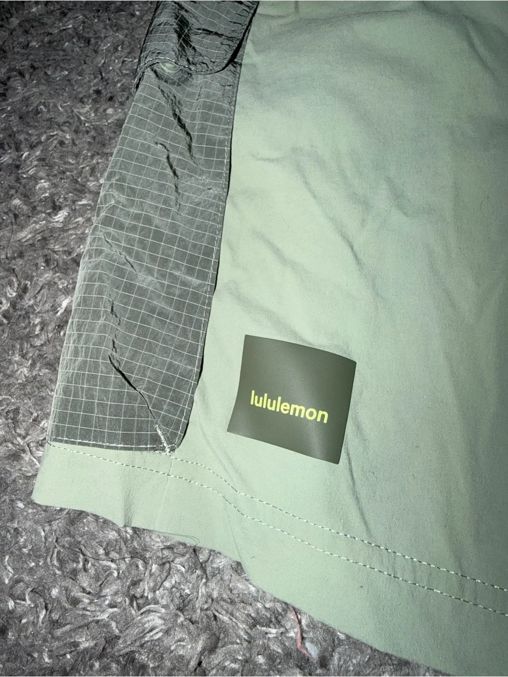 Lululemon Multi-Pocket Cargo High-Rise Hiking Shorts 5” Laurel Green